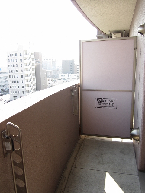 13/22 バルコニー