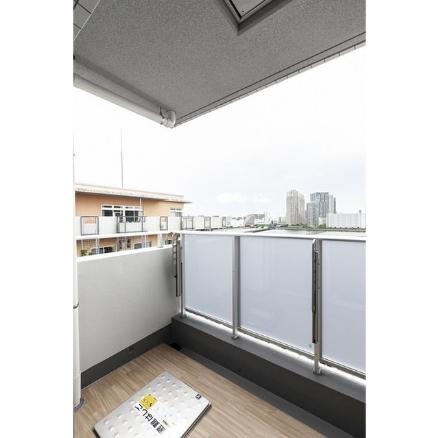 15/22 バルコニー