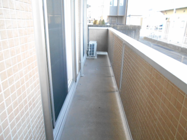 13/23 バルコニー