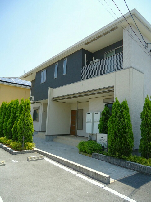 14/23 エントランス