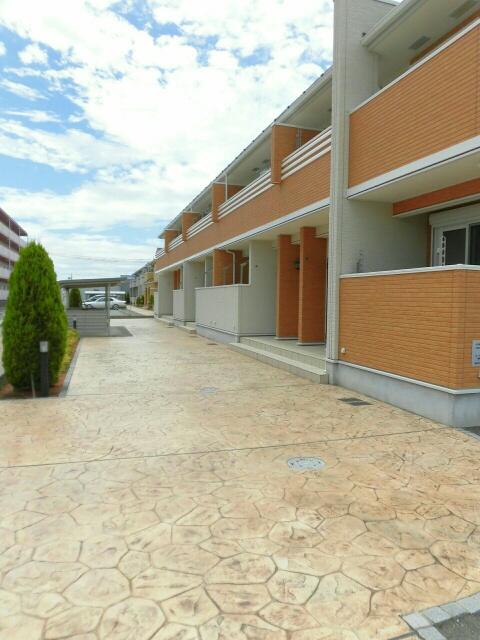 14/23 エントランス