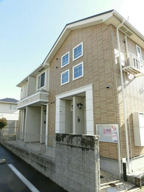 14/20 エントランス