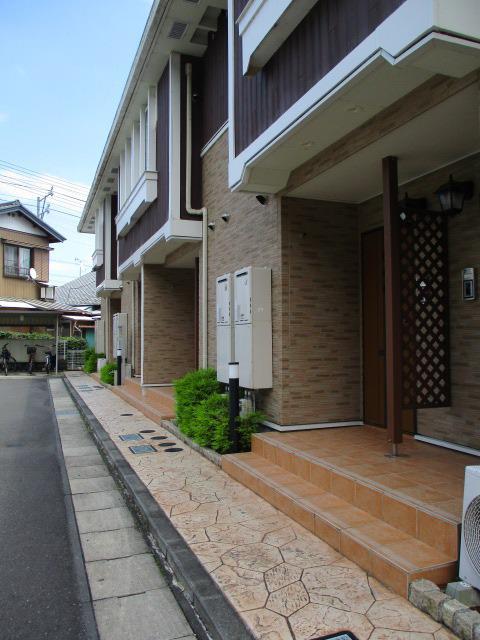 14/20 エントランス