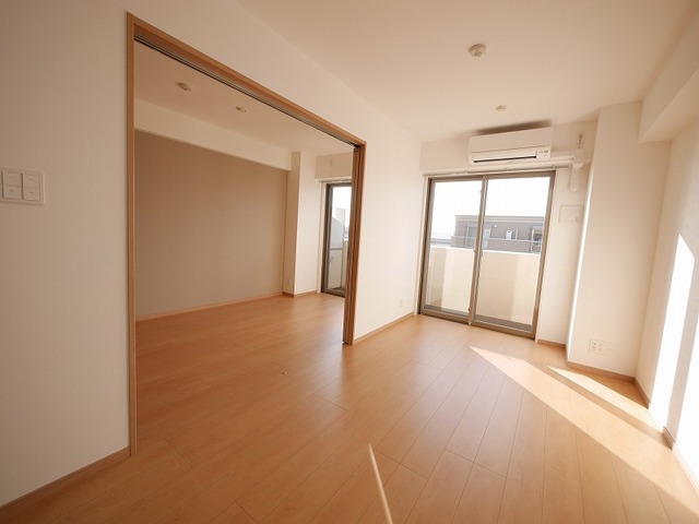 13/30 リビング/ダイニング