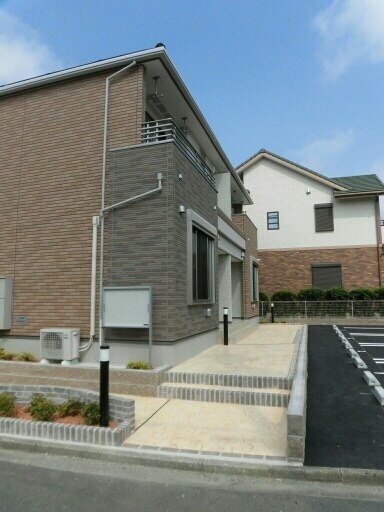 14/23 エントランス