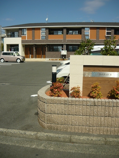 14/22 エントランス