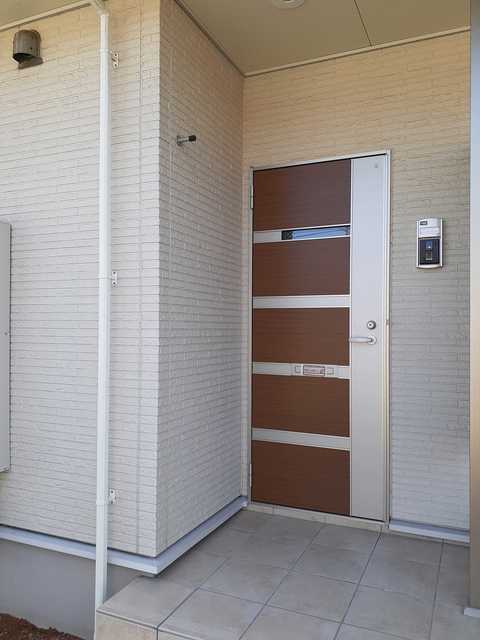 14/20 エントランス