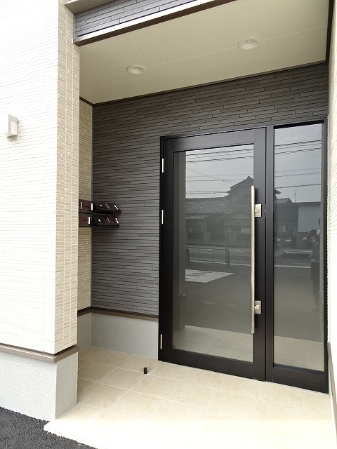 14/20 エントランス