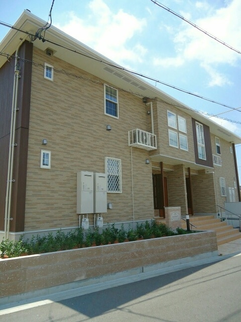 14/20 エントランス