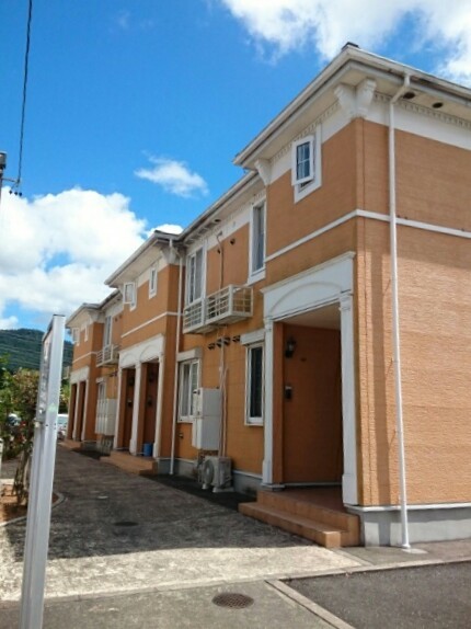 19/30 エントランス