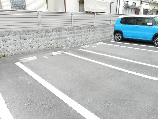 14/24 駐車場