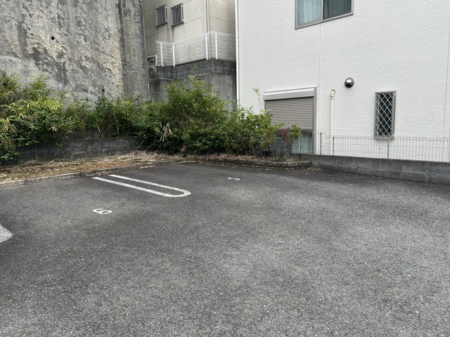 14/20 駐車場