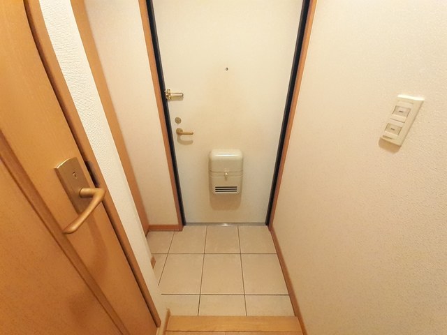 5/24 玄関