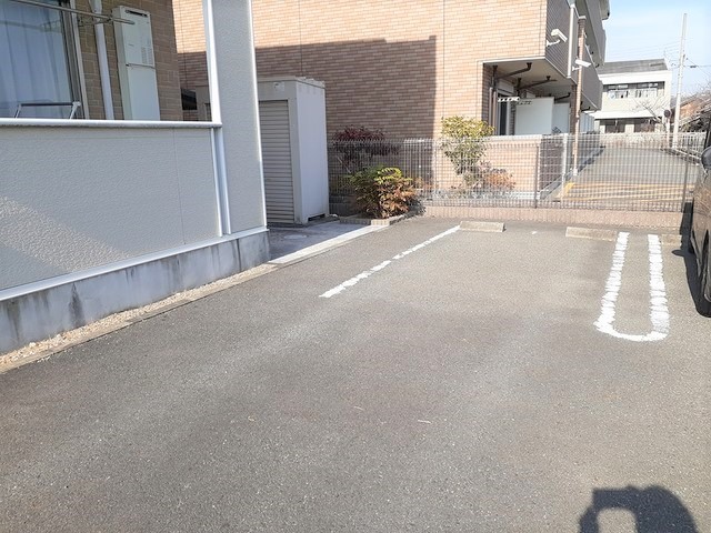 17/23 駐車場