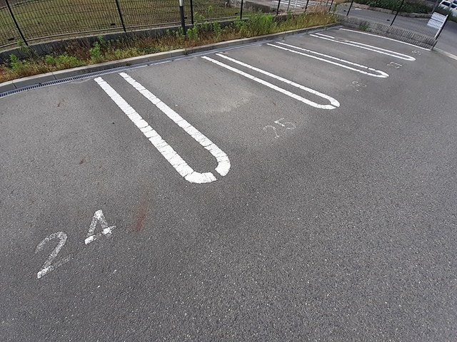 14/23 駐車場