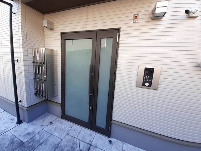 13/20 エントランス