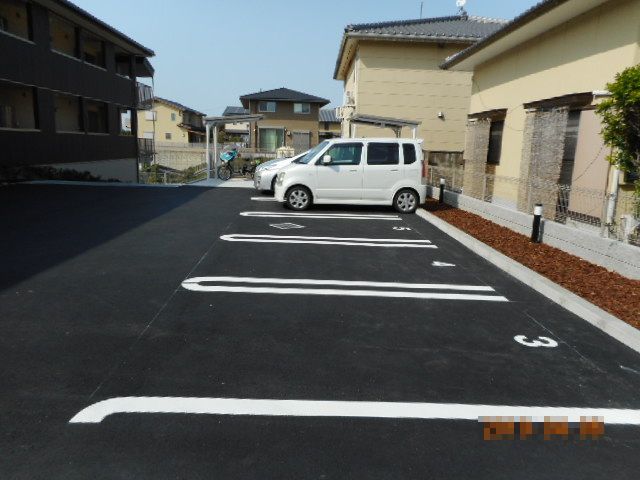 14/20 駐車場