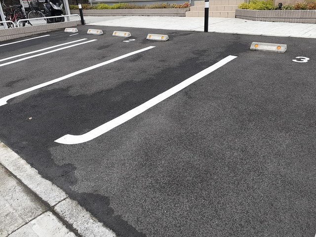 14/20 駐車場