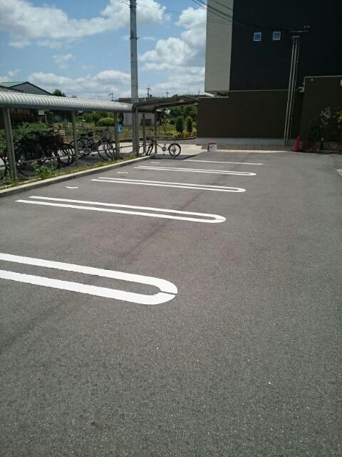 2/8 駐車場