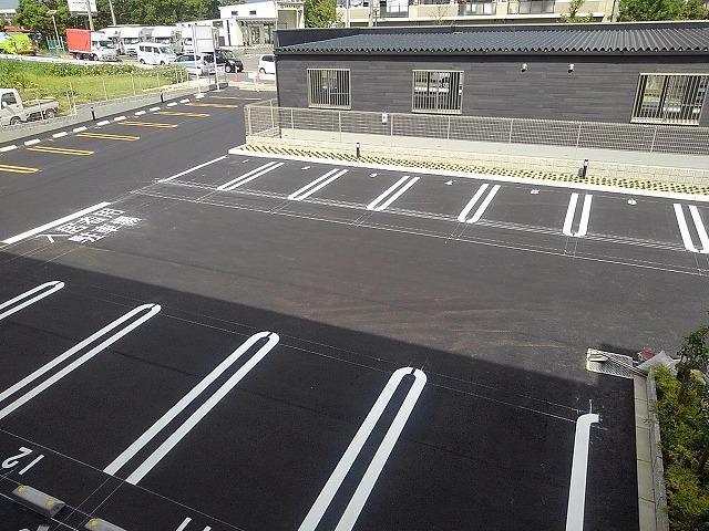 14/20 駐車場