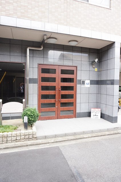 13/20 エントランス