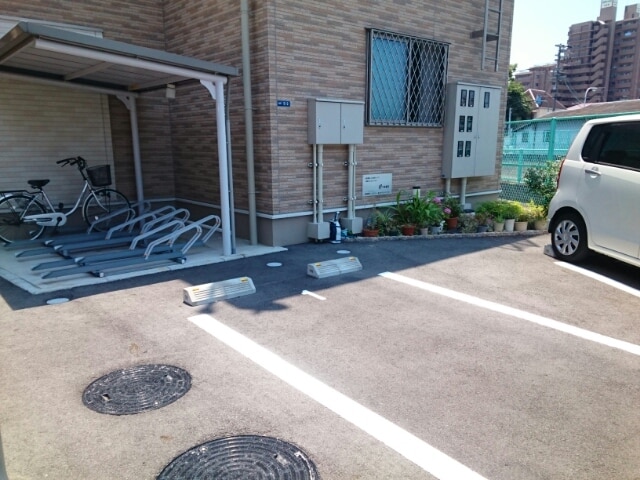 2/8 駐車場