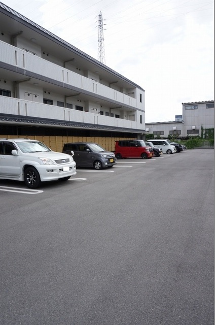 14/20 駐車場