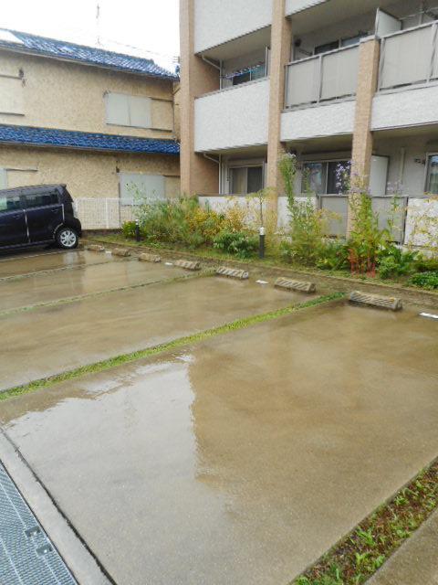 2/8 駐車場