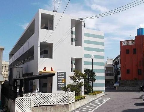 14/22 エントランス