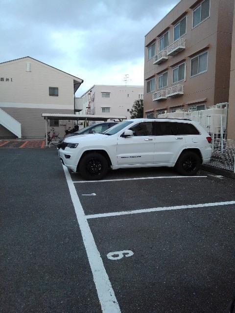 16/23 駐車場