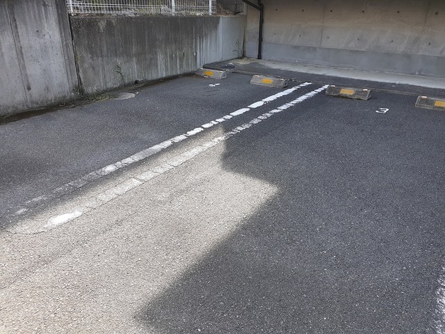 14/20 駐車場