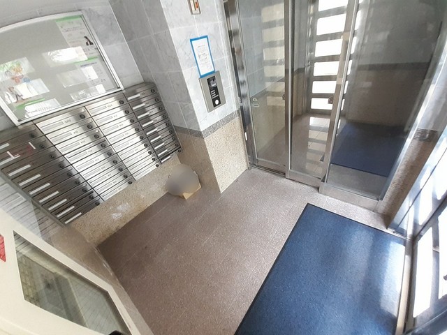 2/8 エントランス