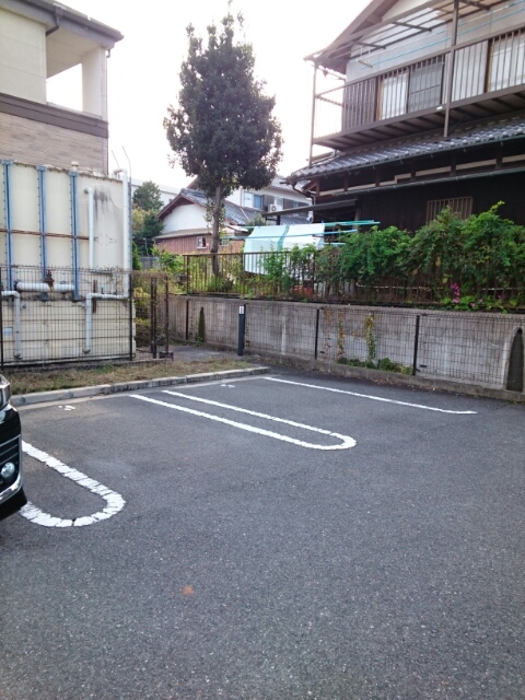 14/20 駐車場