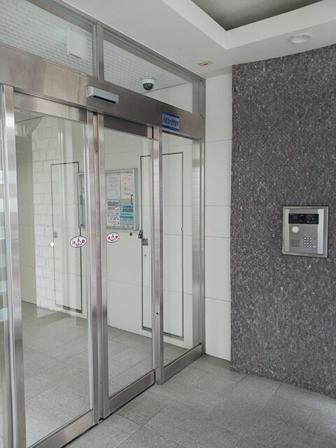 2/8 エントランス