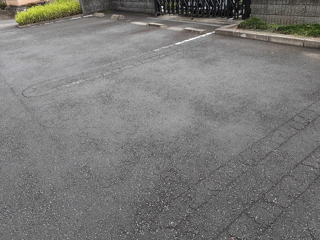 2/8 駐車場
