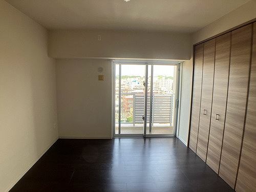 15/15 エントランス