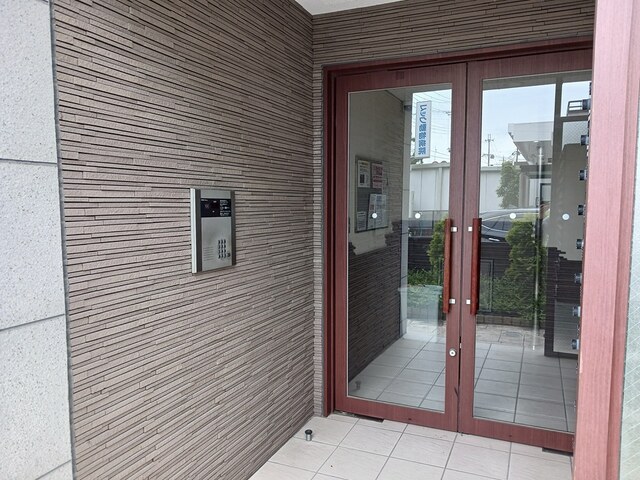 14/20 エントランス