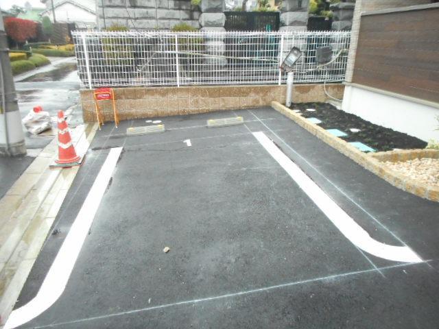 14/20 駐車場