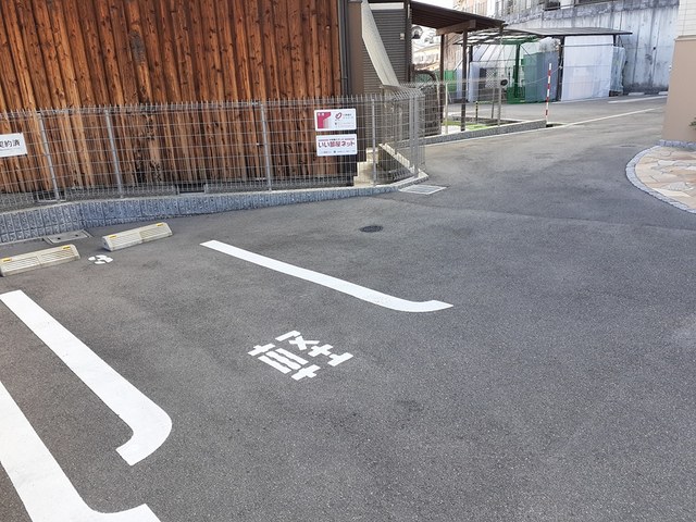 2/8 駐車場