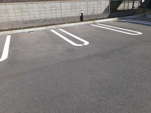 14/20 駐車場