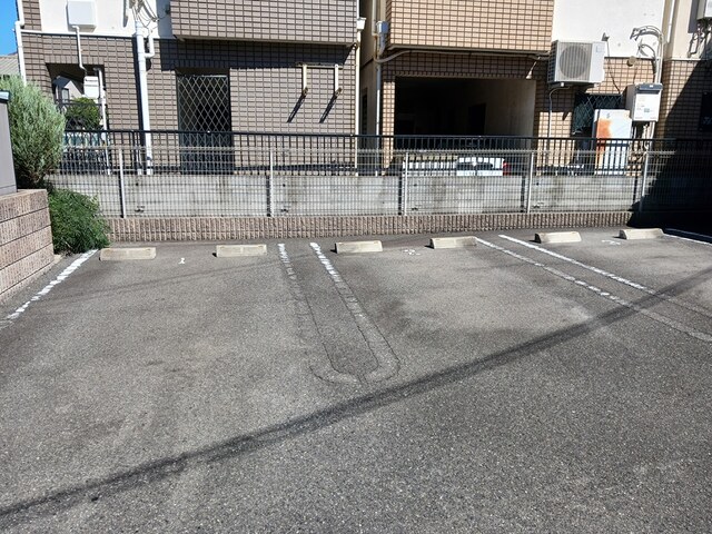 14/20 駐車場