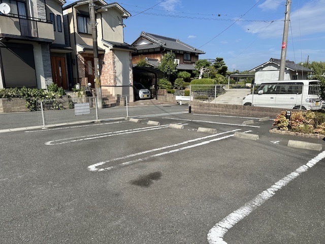 14/20 駐車場
