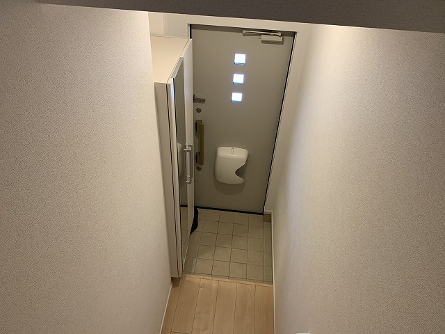 5/20 玄関