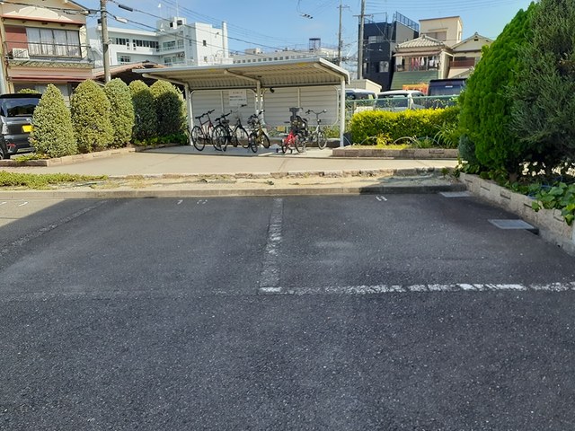 14/20 駐車場