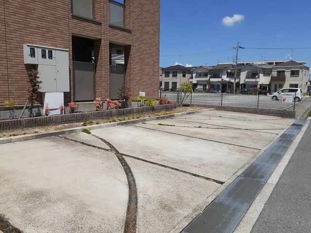 14/20 駐車場