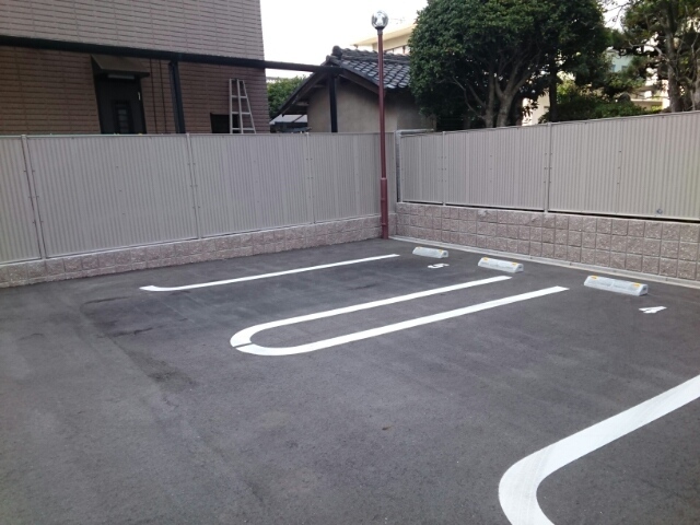 14/20 駐車場