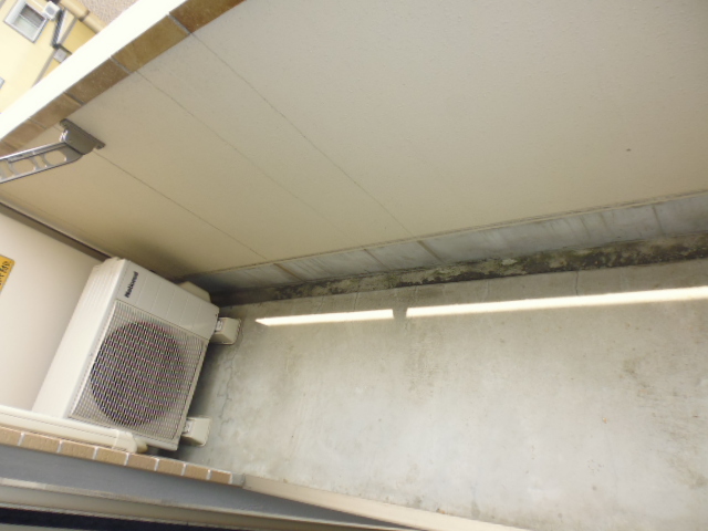 14/27 バルコニー