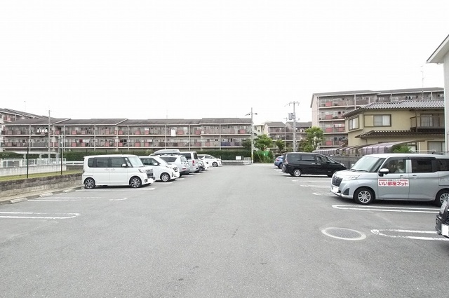 14/20 駐車場