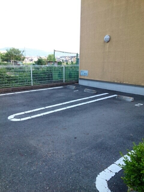 23/29 駐車場