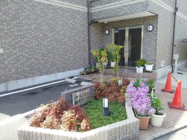 14/20 エントランス